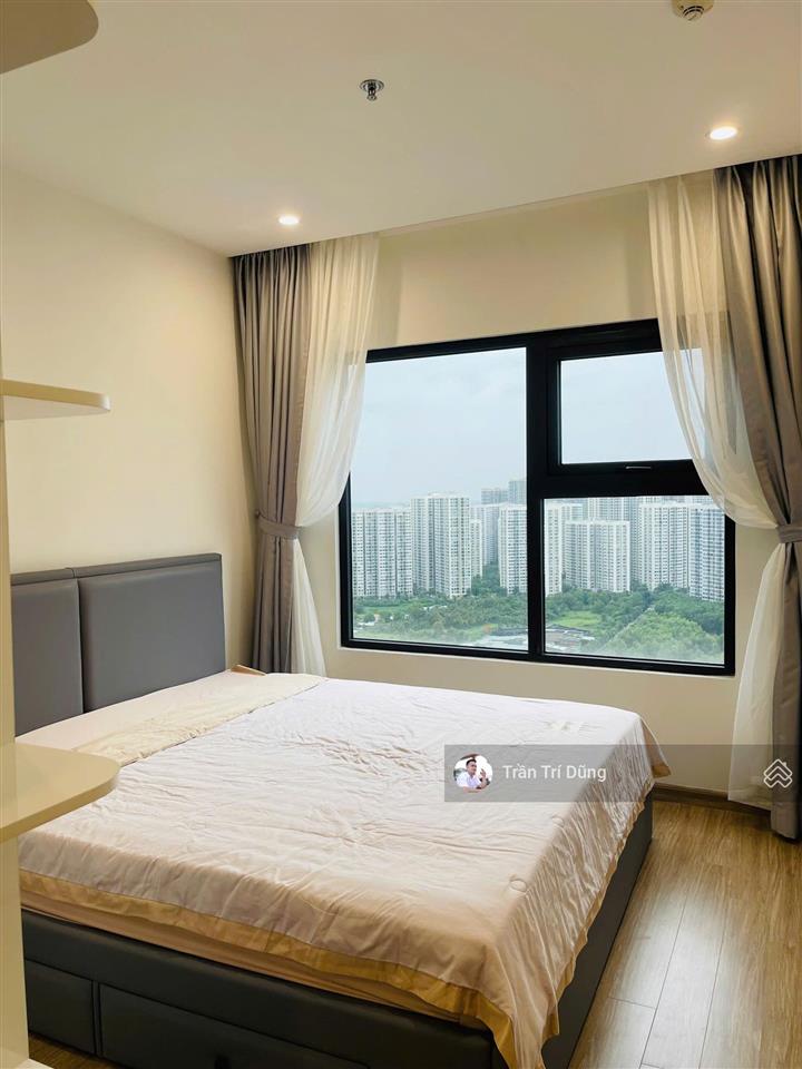Chuyên cho thuê vinhomes grand park 2pn  5,3tr/th