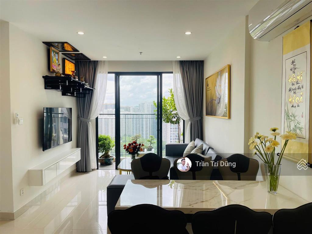 Chuyên cho thuê vinhomes grand park 2pn  5,3tr/th