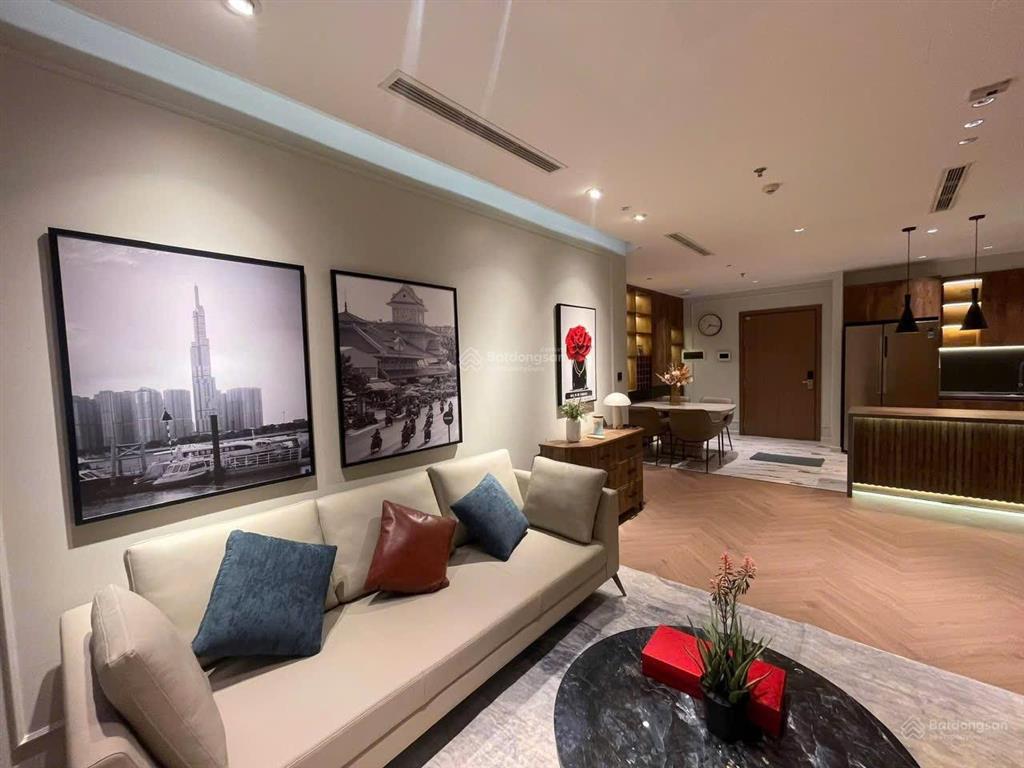Bán căn hộ chung cư 69m2 tại vinhomes grand park, 3,1 tỷ, 2pn, 2wc, chính chủ đi nước ngoài bán gâp