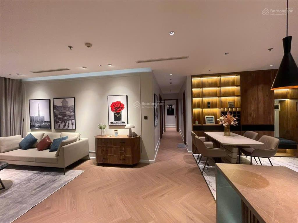 Bán căn hộ chung cư 69m2 tại vinhomes grand park, 3,1 tỷ, 2pn, 2wc, chính chủ đi nước ngoài bán gâp