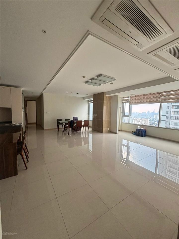 Bán ch cantavil premier q2 (giá tốt 15 tỷ) dt 176m2, 4pn, căn góc rất rộng thoáng, sổ hồng sẵn.
