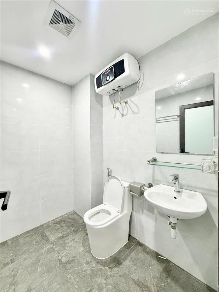 Chính chủ cho thuê phòng khu vực tây hồ