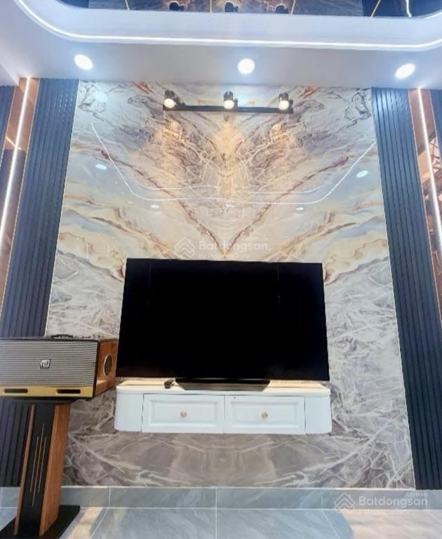 Siêu phẩm tân phú nhà mới 3 tầng sát mặt tiền tô hiệu chỉ hơn 5 tỷ