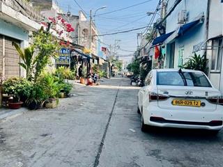 Hiếm nhà 4 tầng 40m chỉ nhỉnh 4 tỷ bhh a 4 phòng ngủ đường 14.giáp tân phú