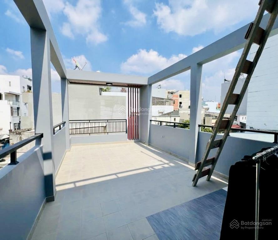 Nhà mới 3 tầng tô hiệu hẻm kinh doanh 2 xe tải tránh 70m² chỉ 8,x tỷ tân phú