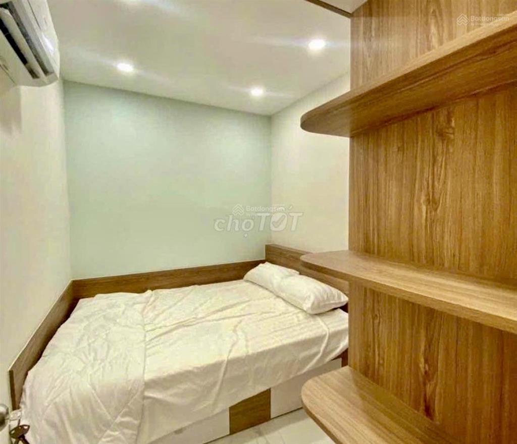 Nhà đẹp 3 tầng hxh lạc long quân sát chợ tân bình, giá chỉ 4,x tỷ