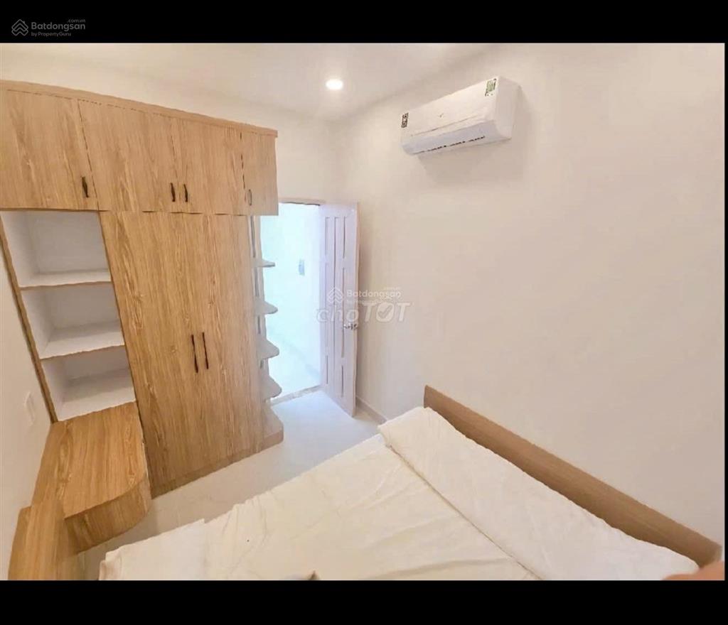 Nhà đẹp 3 tầng hxh lạc long quân sát chợ tân bình, giá chỉ 4,x tỷ