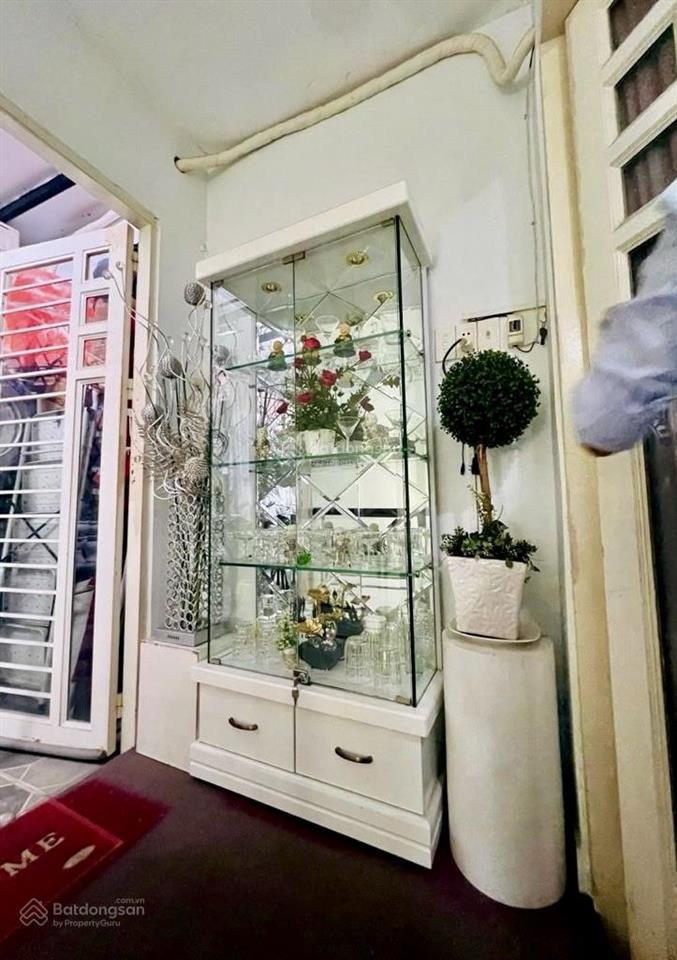 Nhà đẹp 3 tầng 3 pn  giá sốc chỉ hơn 3 tỷ xíu ngay bình long giáp tân phú