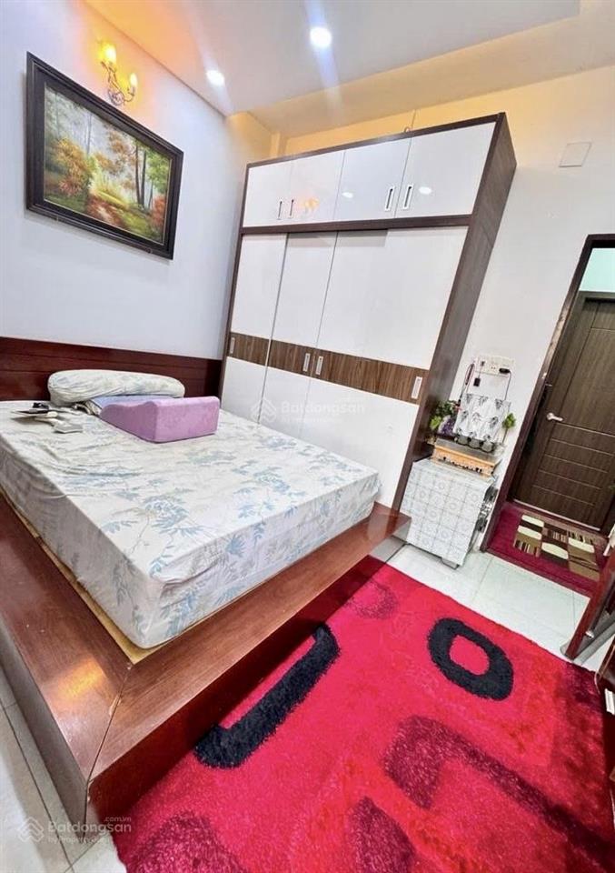 Nhà đẹp 3 tầng 3 pn  giá sốc chỉ hơn 3 tỷ xíu ngay bình long giáp tân phú