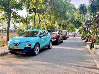 Nhà đẹp 3 tầng 3 pn  giá sốc chỉ hơn 3 tỷ xíu ngay bình long giáp tân phú