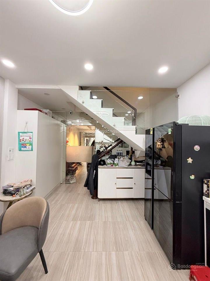 Mặt tiền khu cư xá bình thới hiếm nhà bán  đường 15m vỉa hè rộng  3 tầng btct  nhà đẹp hiện đại