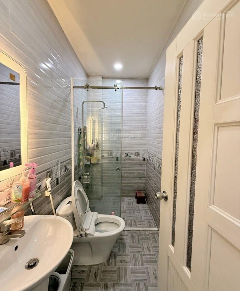 Mặt tiền khu cư xá bình thới hiếm nhà bán  đường 15m vỉa hè rộng  3 tầng btct  nhà đẹp hiện đại