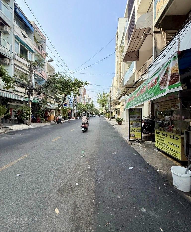 Mặt tiền khu cư xá bình thới hiếm nhà bán  đường 15m vỉa hè rộng  3 tầng btct  nhà đẹp hiện đại