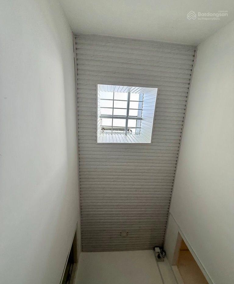 Mặt tiền khu cư xá bình thới hiếm nhà bán  đường 15m vỉa hè rộng  3 tầng btct  nhà đẹp hiện đại