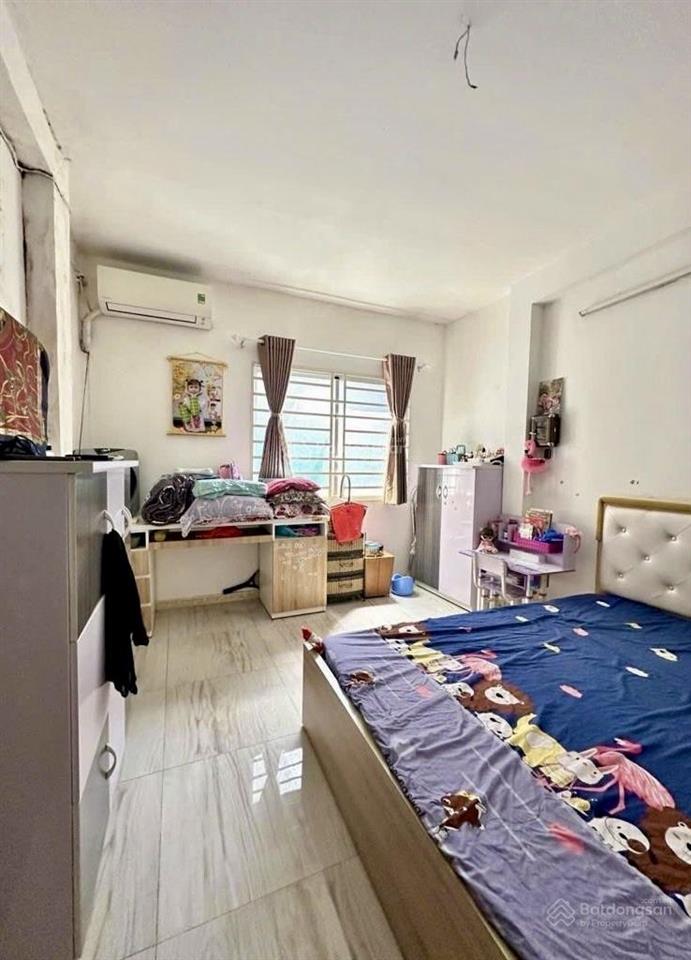Khu vip thiên phước nhà 3 tầng đúc 4pn . hẻm oto thông suốt chỉ 5.x tỷ