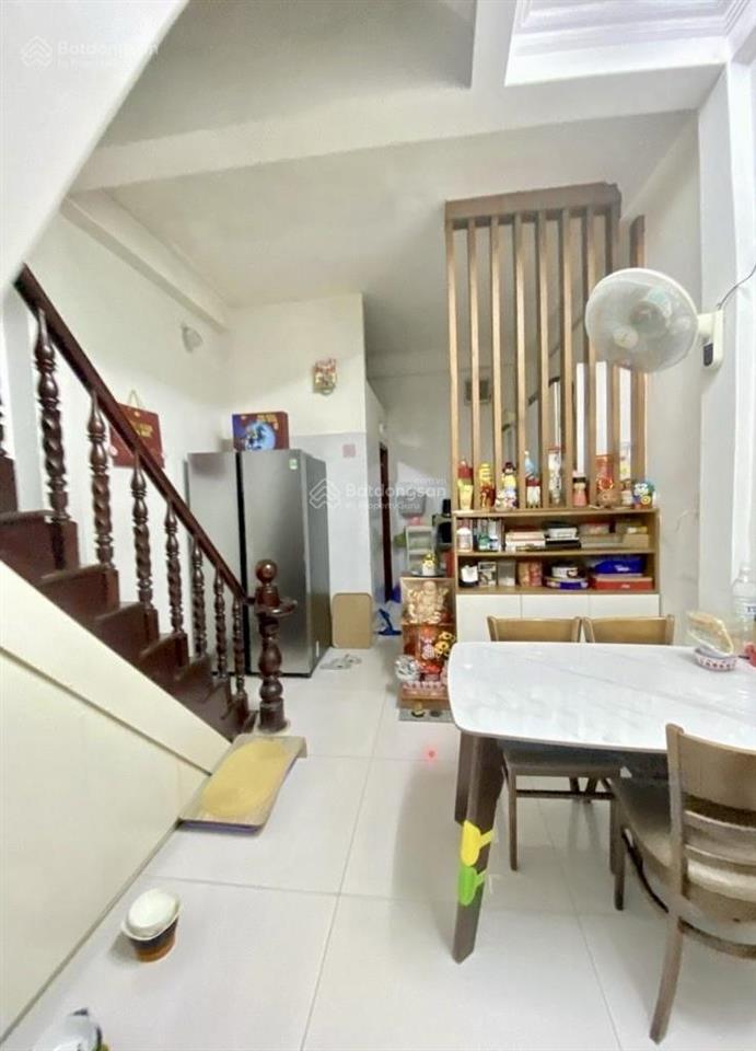 Khu vip thiên phước nhà 3 tầng đúc 4pn . hẻm oto thông suốt chỉ 5.x tỷ
