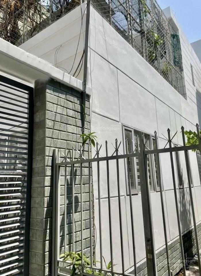 Ngang hiếm 5m x 18m khu vip đất thánh  3 tầng chỉ 10 tỷ