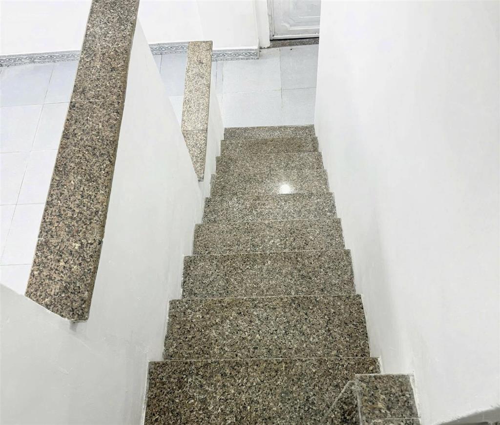 61.3m2  chỉ 3. xtỷ tân phú, âu cơ đối diện là khu bàu cát sổ công nhận đủ 61.3m2  3 pn  2 tầng