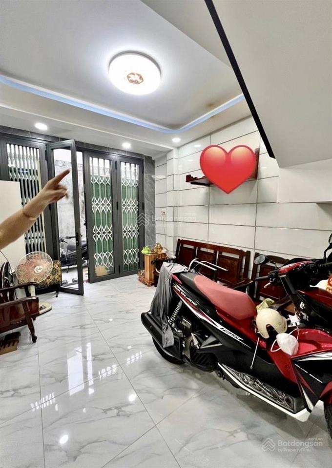 3 tầng4pn. ngay hoà bình đàm sen chỉ 3.x tỷ nhà mới đẹp dọn vào ở ngay