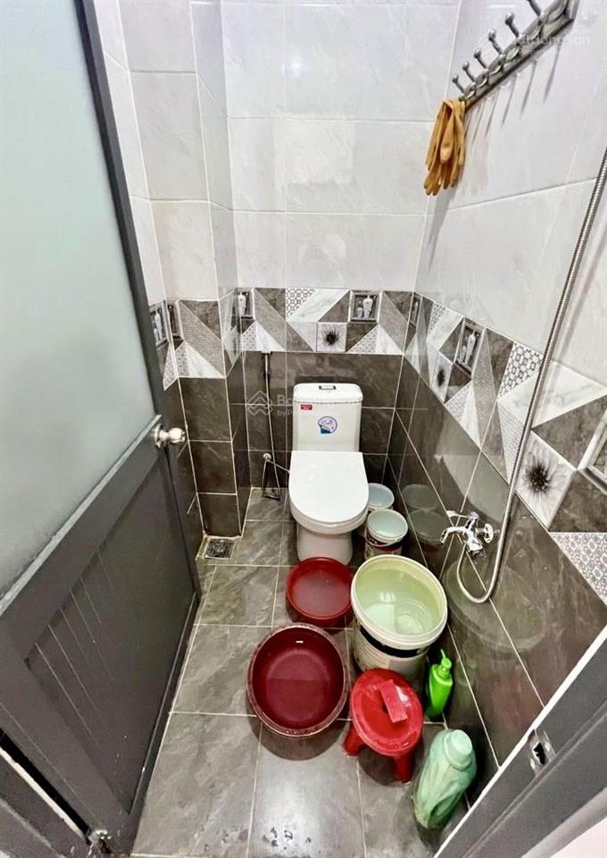 3 tầng4pn. ngay hoà bình đàm sen chỉ 3.x tỷ nhà mới đẹp dọn vào ở ngay