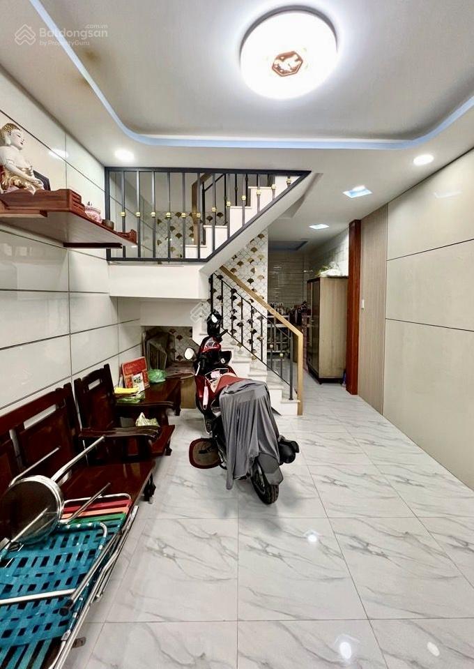 3 tầng4pn. ngay hoà bình đàm sen chỉ 3.x tỷ nhà mới đẹp dọn vào ở ngay