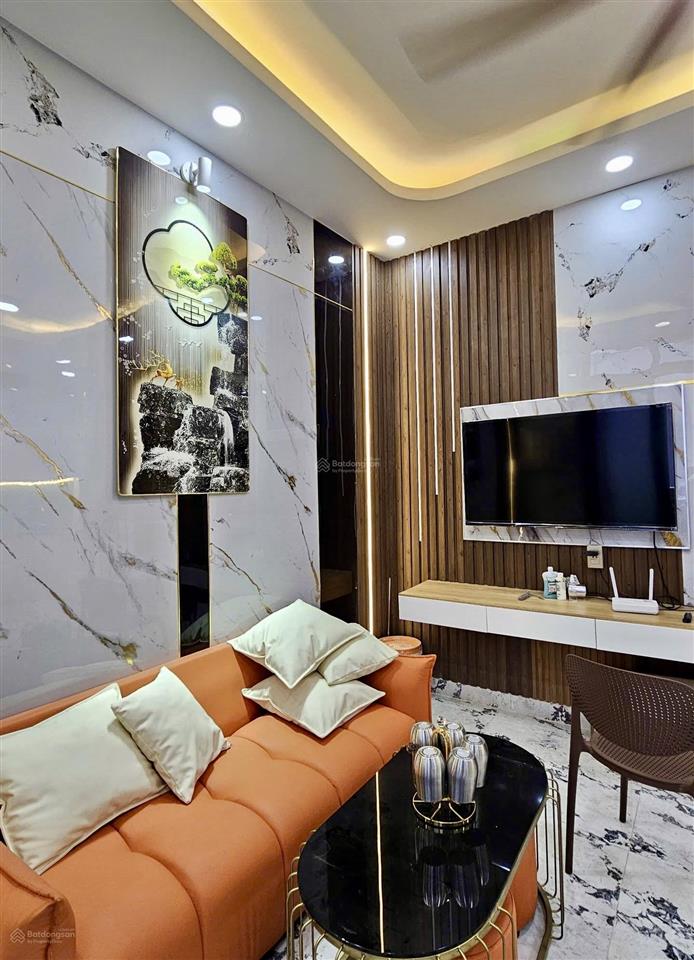 Nhà đẹp gần âu cơ 3pn có phòng ngủ tầng trệt tặng full nội thất  chỉ nhỉnh 4 tỷ