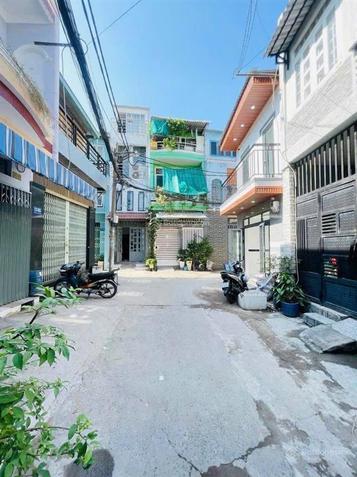 Nhà mới góc 2 mặt tiền hết lộ giới nhỉnh 3 hẻm xe tải đỗ cửa