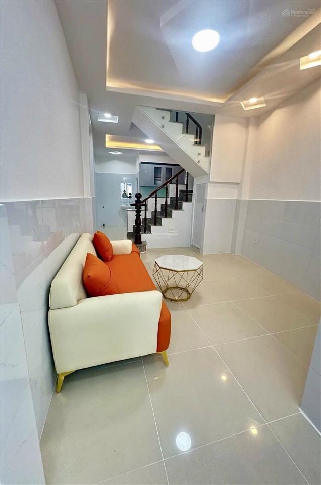 Tân bình trương công định xe hơi đỗ cửa  40m2  chỉ nhỉnh 3 tỷ