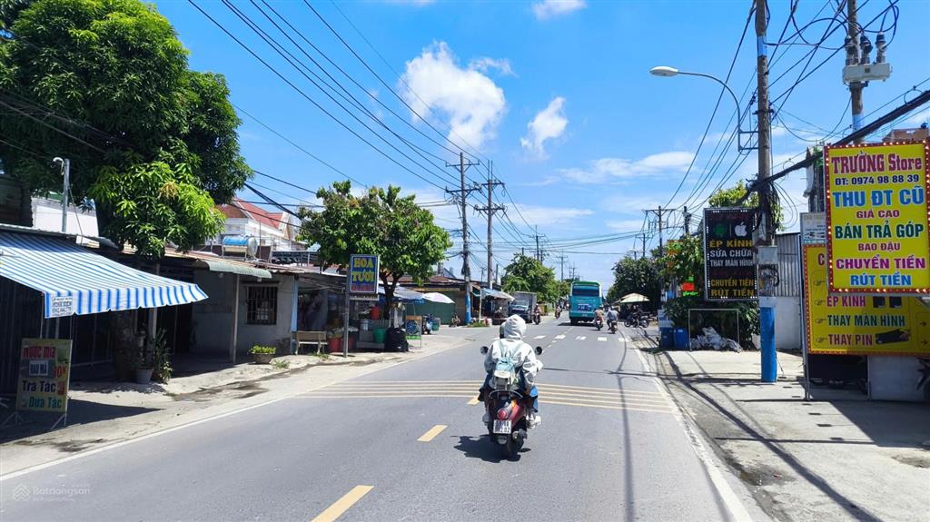Bán lô đất thổ cư xã tân phú trung, ngay bv xuyên á, sát bên vinhome hóc môn, giá 1 tỷ550tr xd ngay