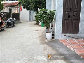 Đức diễn chỉ 8 tỷ có nhà dân xây sẵn ở, ô tô đỗ cửa,thoáng trước sau gần trường học các cấp