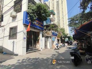 Cầu diễn ô tô đỗ cửa, lô góc 8 tỷ 247mx5 tầng gần trường học các cấp, sát quốc lộ 32