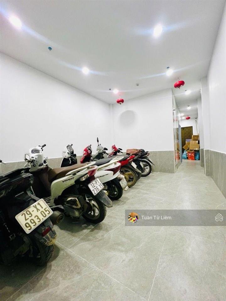 Cực hiếm! 9 tỷ ccmn phố nhổn sẵn 10 phòng full đồ, 40m ra ô tô tránh, 5p đi bộ ra đh công nghiệp