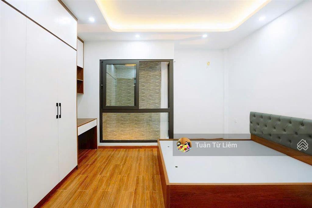 Cực kì rộng rãi nhà dân xây 5 tầng phú diễn 54m2  30m ra đường ô tô tải tránh nhau, 2 thoáng
