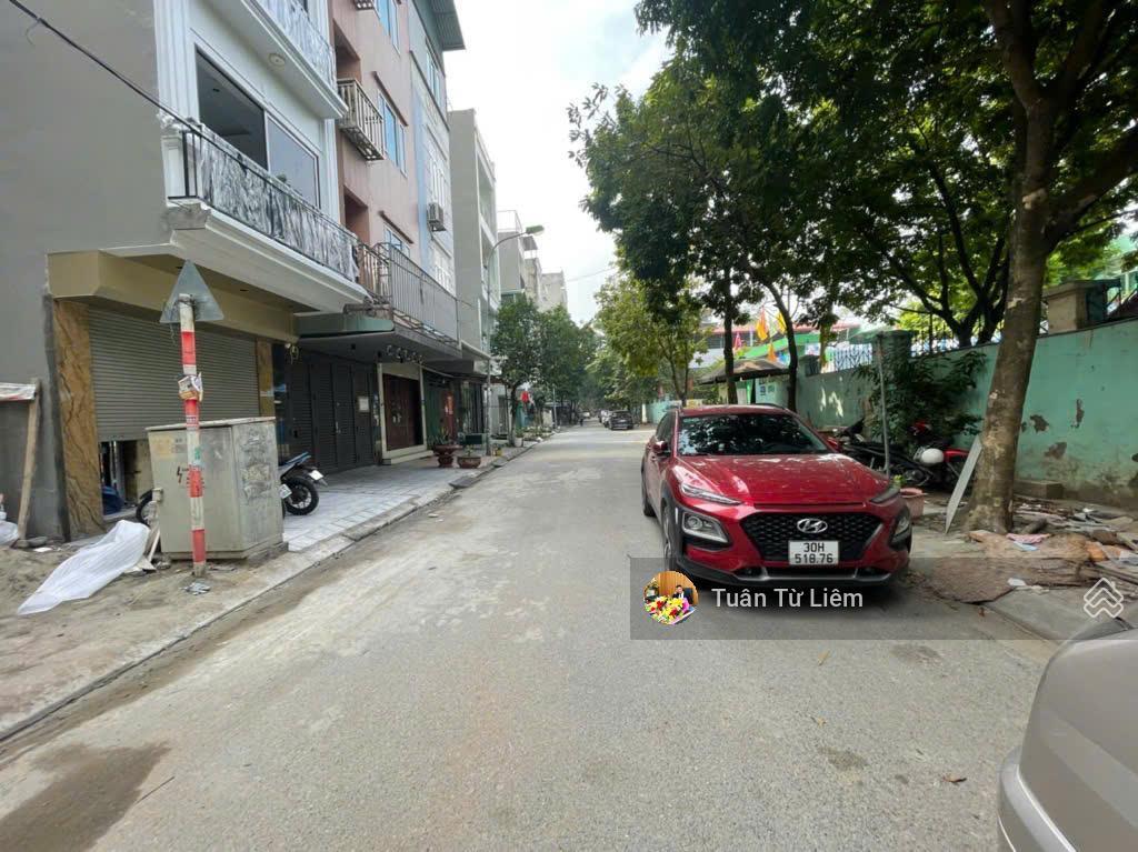 Bán nhà phân lô bàn cờ phú diễn,2 thoáng kinh doanh, sổ nét sẵn giao dịch
