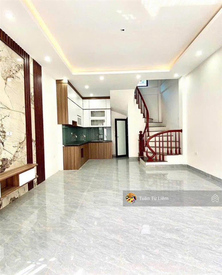 Cầu diễn6 tỷ có nhà đơn lập 4 thoáng, 40m ra trục chính ô tô kinh doanh , không chung cổng