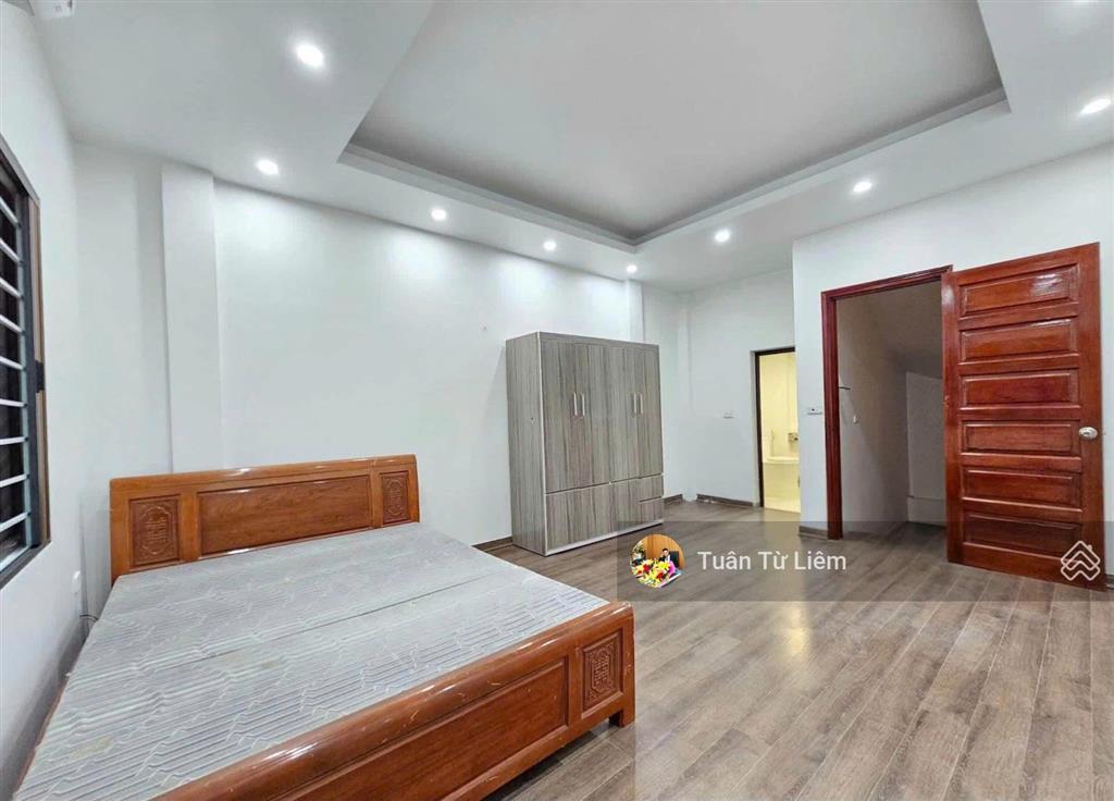 Anh linh chuyển công tác bán gấp nhà ngõ thông gần mặt phố 35m5 tầng chỉ hơn 7 tỷ , pháp lý sạch