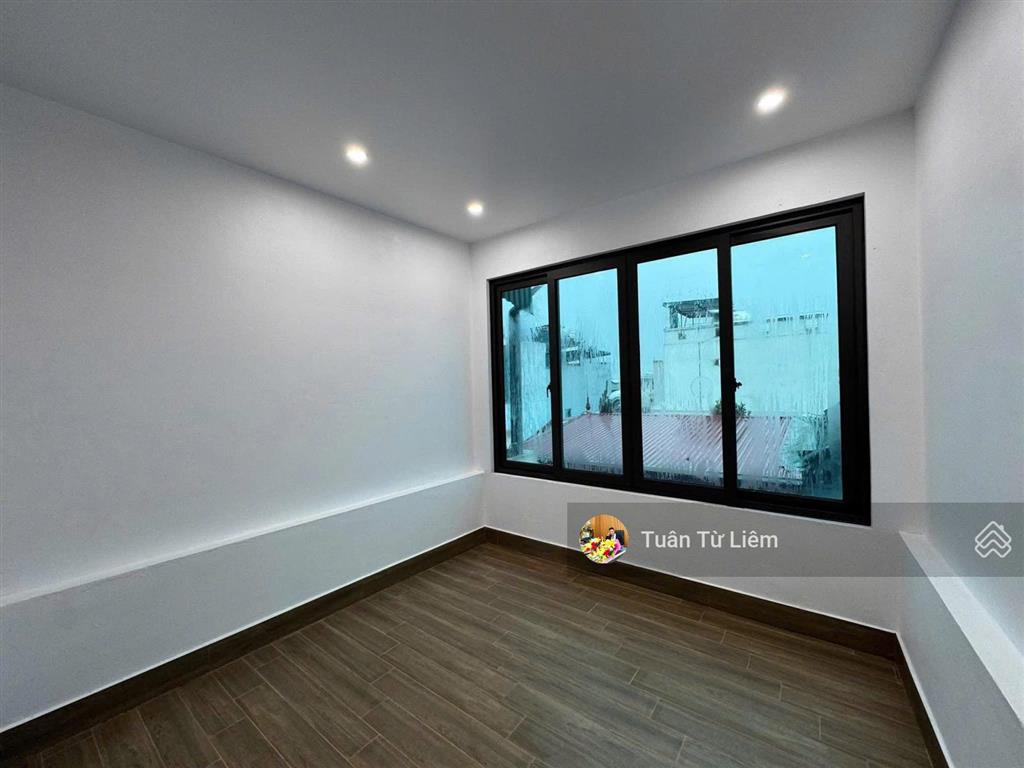 Chủ cần bán gấp nhà 5 tầng dân xây41m thông sàn 20m ra trục chính ô tô, kinh doanh, sẵn sổ
