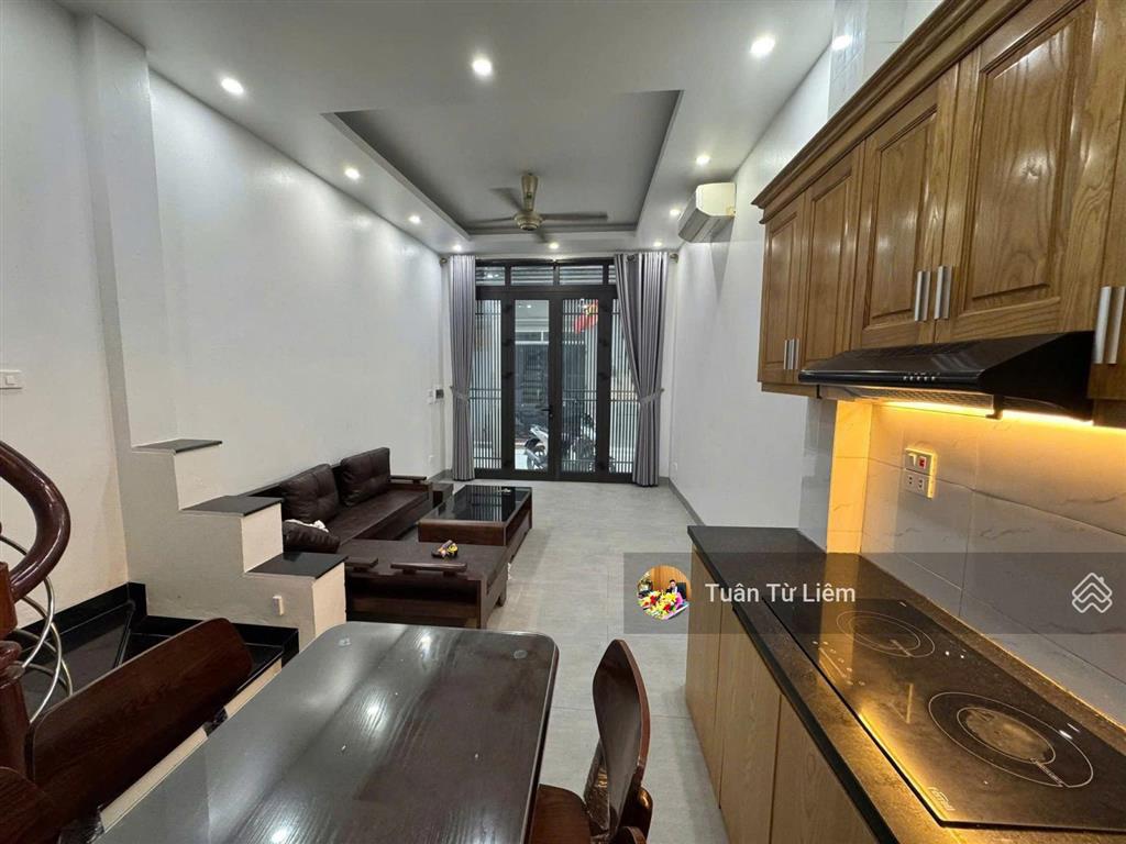 Chủ cần bán gấp nhà 5 tầng dân xây41m thông sàn 20m ra trục chính ô tô, kinh doanh, sẵn sổ