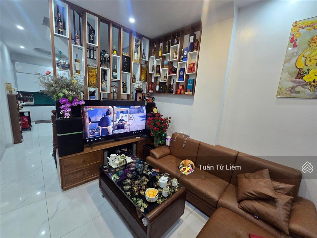 A cường chủ nhà cần thanh khoản nhanh nhà 5 tầng  37m ,đúng 10m ra đường ô tô , ngõ thông