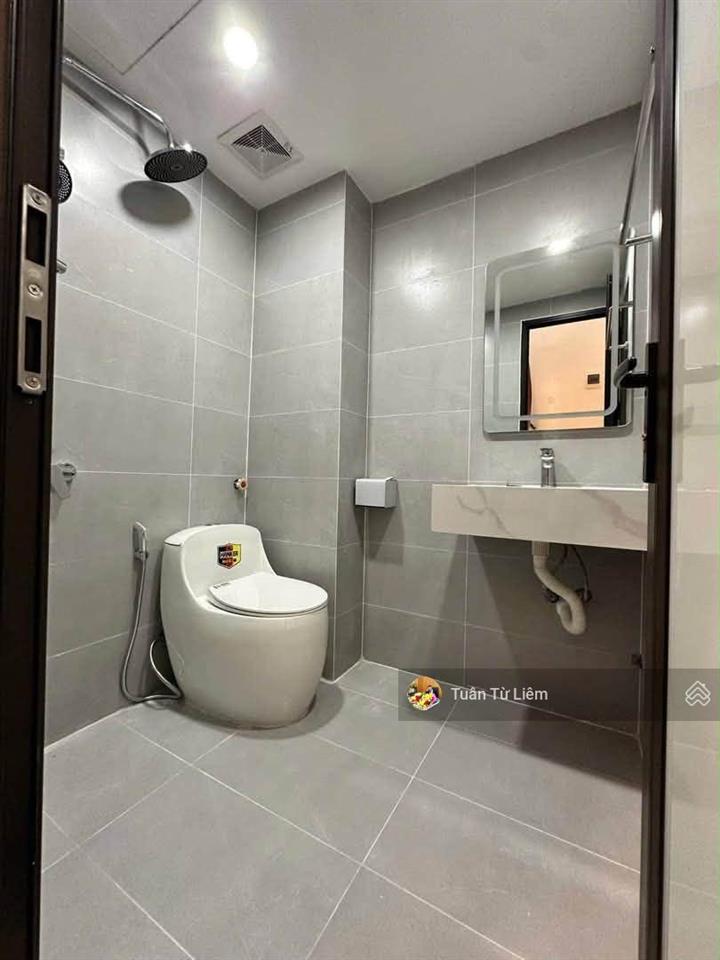 Tái định cư xuân phương sát quốc lộ 32 nhà mới 5 tầng hơn 7 tỷ, full đồ sổ sẵn , 5m ra đường ô tô