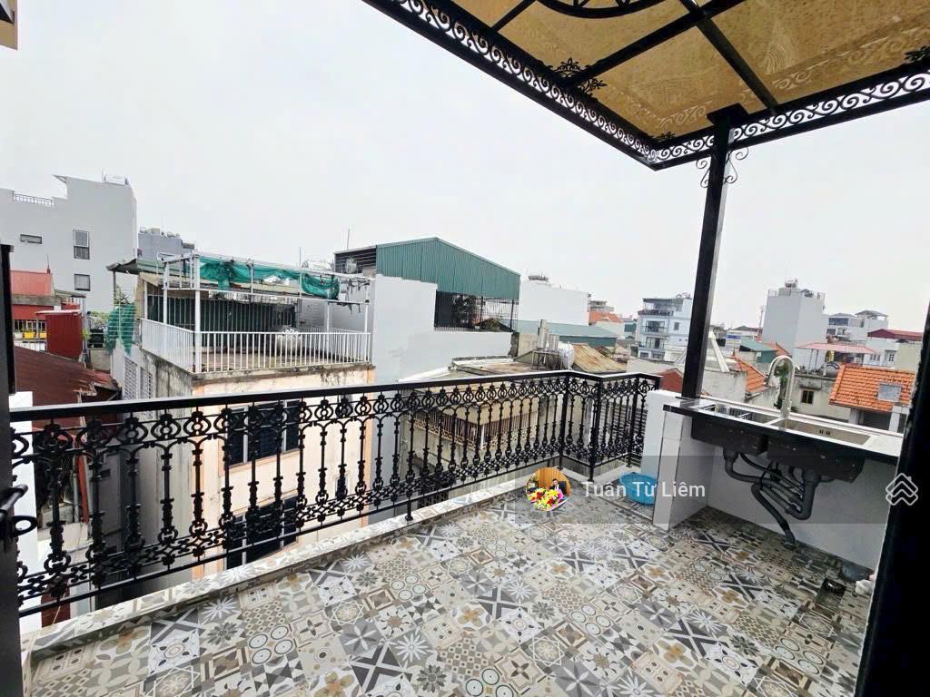 Mặt phố phương canh thang máy kinh doanh, trước nhà ô tô tải tránh nhau, sổ sẵn không quy hoạch