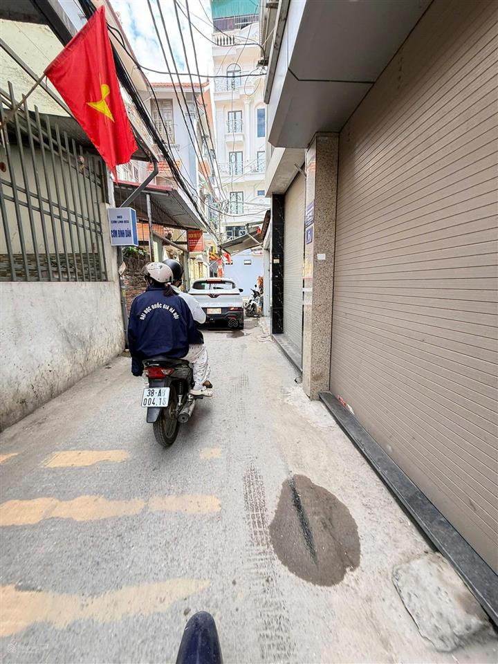Nhà dân xây kiên cố văn tiến dũng, ngõ thông kinh doanh ô tô qua, sổ đỏ chính chủ sẵn giao dịch