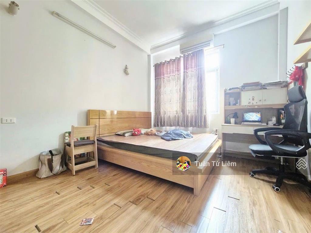 Phố trần bình 5 tầng dân xây gần viện 198, 30m ra trục chính kinh doanh, sổ nở hậu không quy hoạch