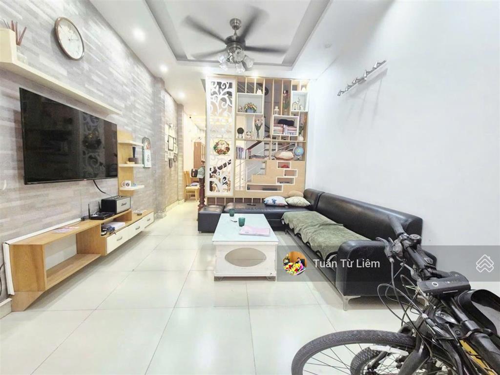 Phố trần bình 5 tầng dân xây gần viện 198, 30m ra trục chính kinh doanh, sổ nở hậu không quy hoạch
