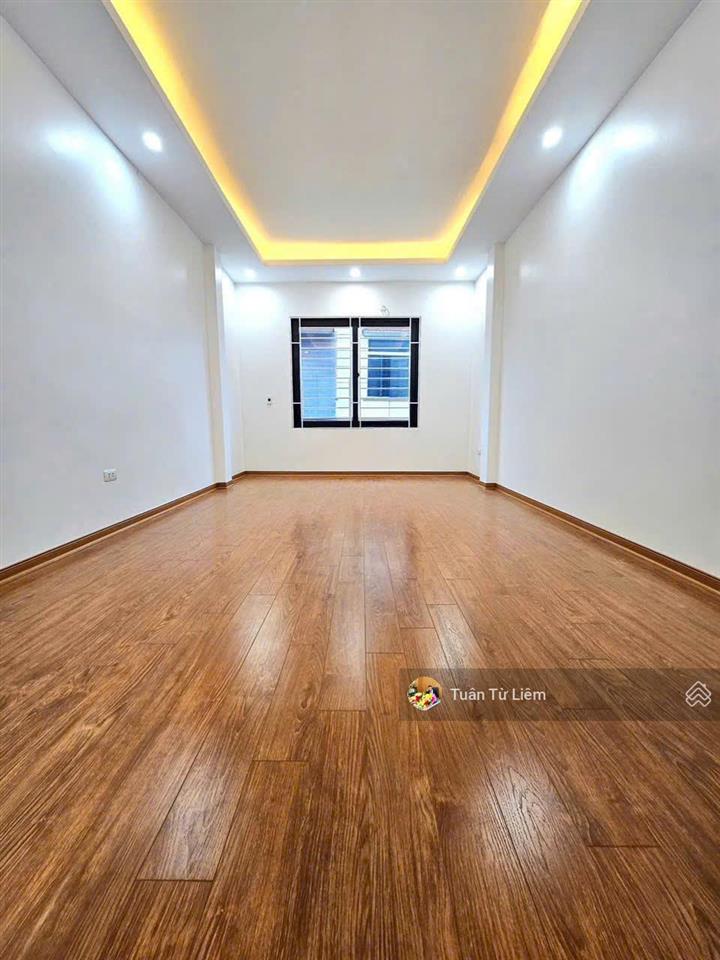 Chủ nhiệt bán giảm chào hơn 7 tỷ! mặt ngõ lô góc, ô tô đỗ cửa, 2 thoáng vĩnh viễn, 6 ngủ rộng rãi