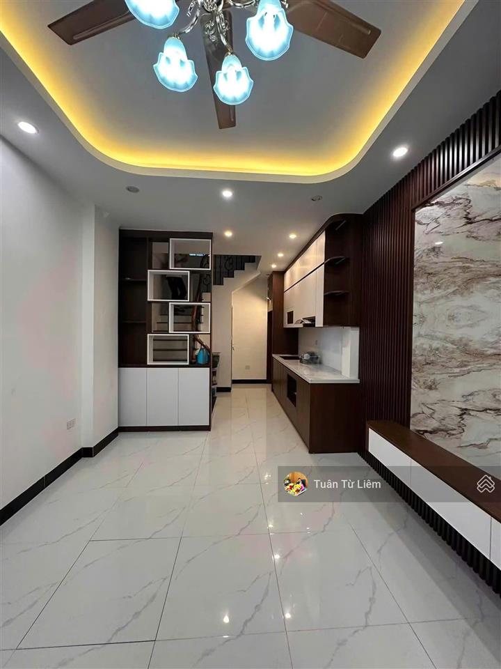 Chỉ 5 tỷ sát cấp 1,2 phương canh 30m ra ô tô dừng đỗ, 5 tầng full đồ, ngõ thông không quy hoạch
