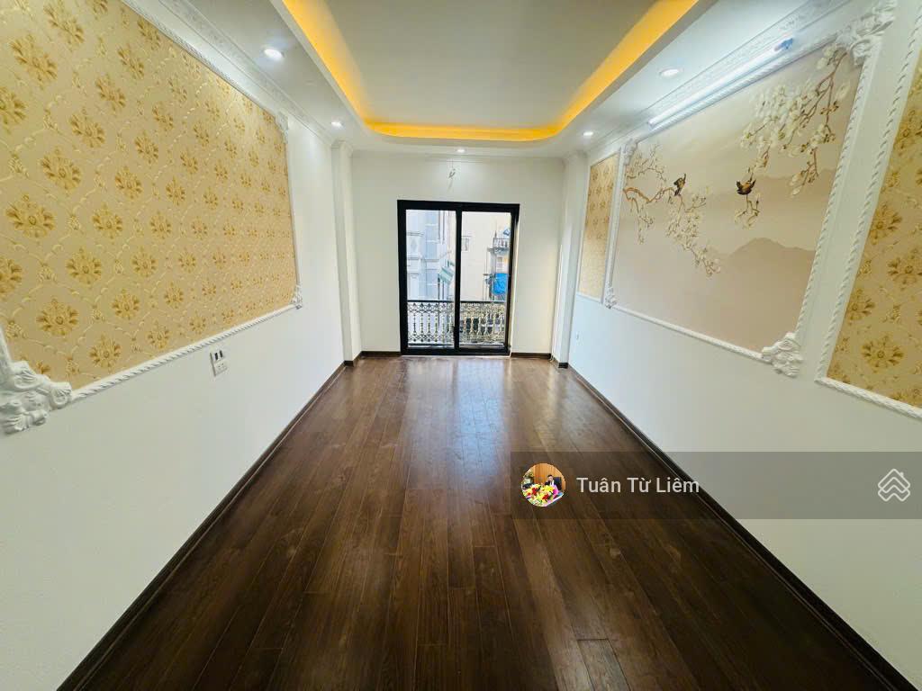 Chị hà bác sĩ cần bán nhà 6 tầng lô góc, ngõ thông ô tô qua nhà, trước nhà 3,5m rộng rãi, sổ sẵn