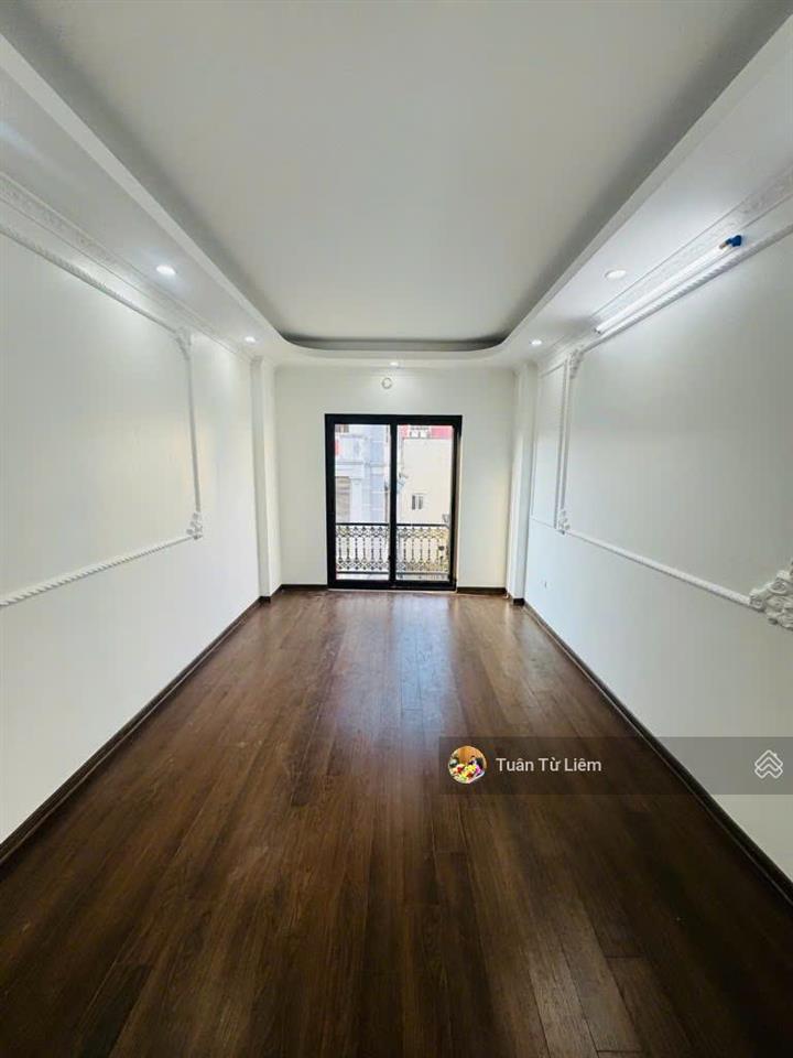 Chị hà bác sĩ cần bán nhà 6 tầng lô góc, ngõ thông ô tô qua nhà, trước nhà 3,5m rộng rãi, sổ sẵn