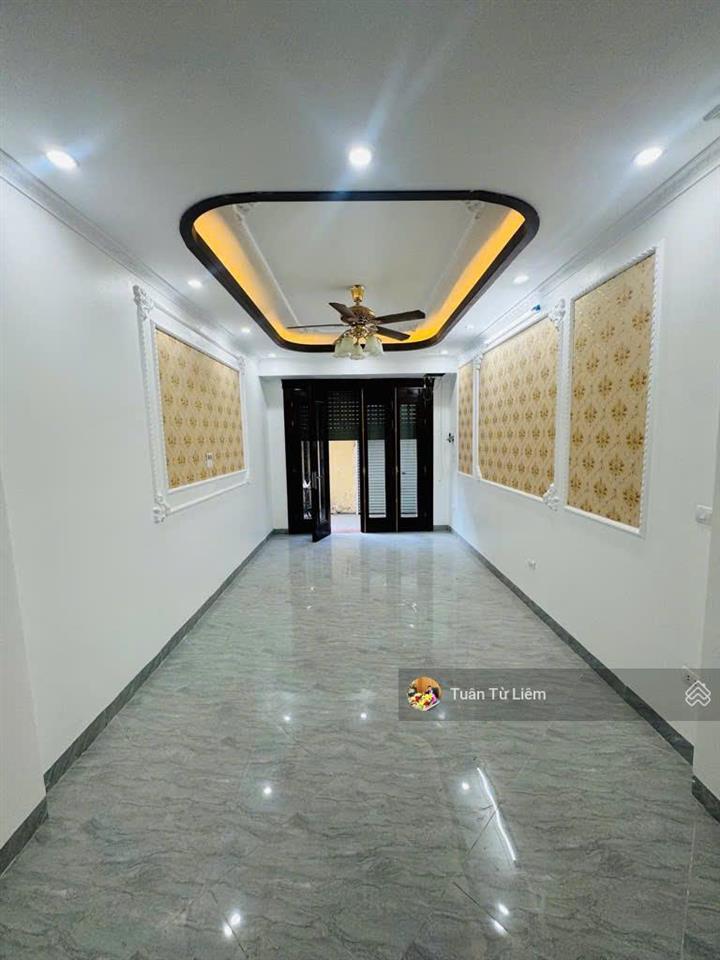 Chị hà bác sĩ cần bán nhà 6 tầng lô góc, ngõ thông ô tô qua nhà, trước nhà 3,5m rộng rãi, sổ sẵn