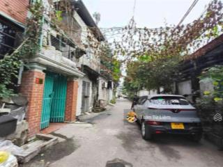 Văn tiến dũng nhà 7 tầng thang máy, thiết kế hiện đại, trước nhà ô tô tránh, có gara rộng rãi